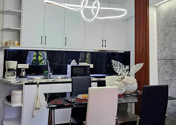 Welcome To Zaimi's Apartamento *