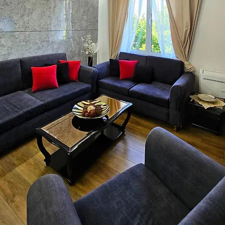 Apartment Welcome To Zaimi's Korce